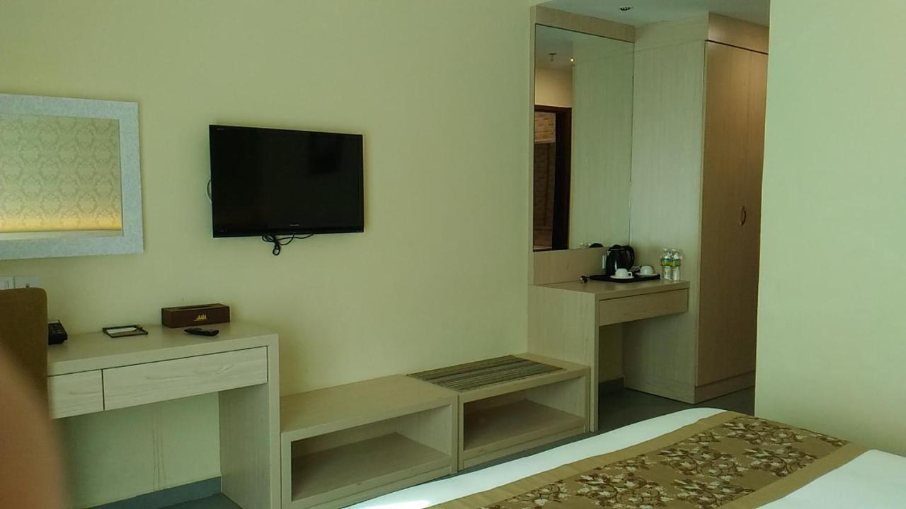 Midcity Hotel 4*